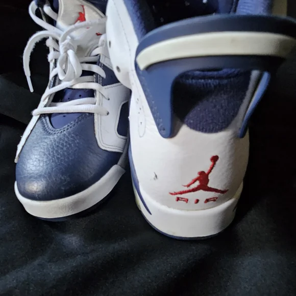Jordan Olympic 8 - Navy and White Used GREAT Condition display picture 1